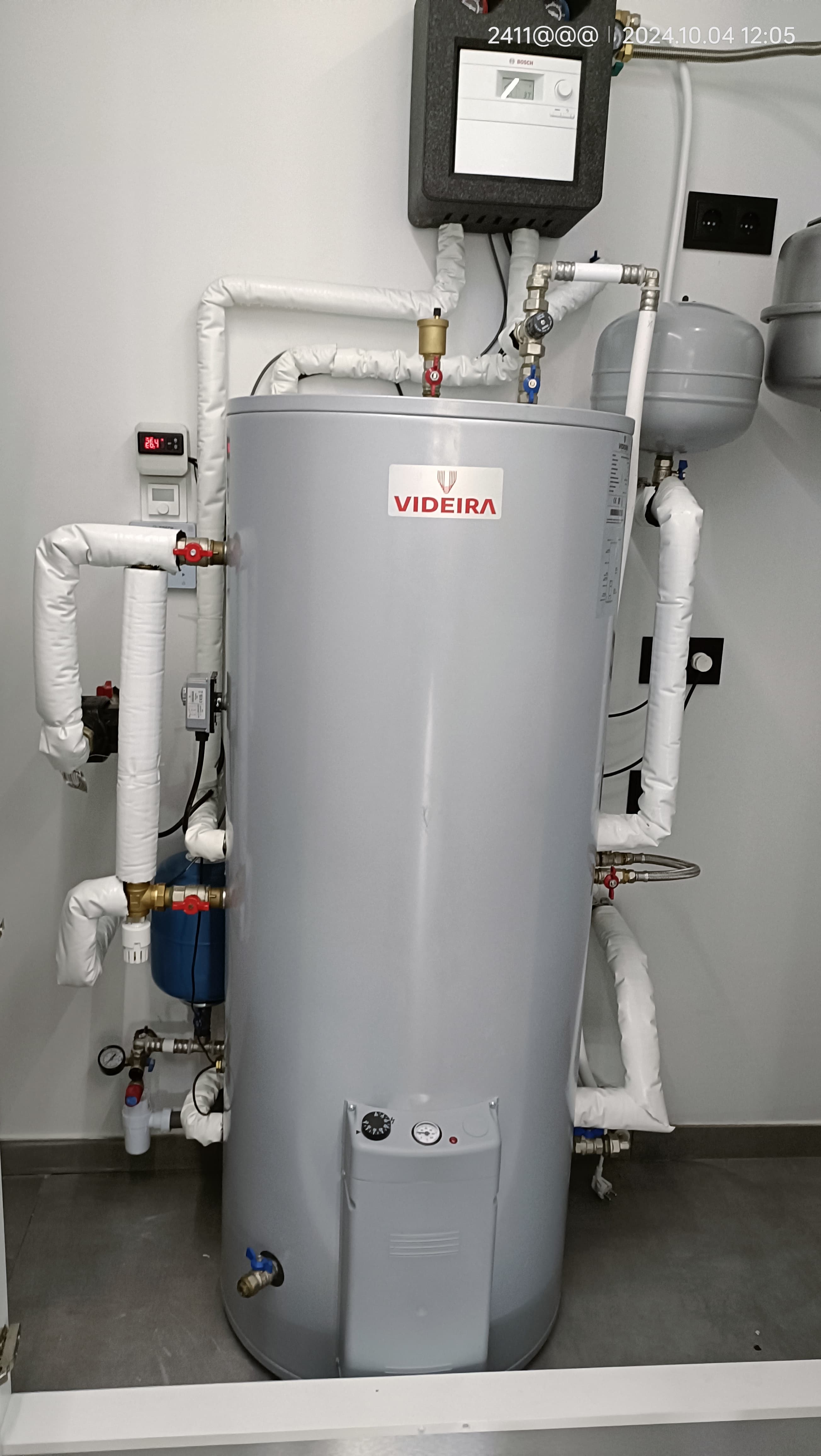 Acumulador Videira com bomba de circulação